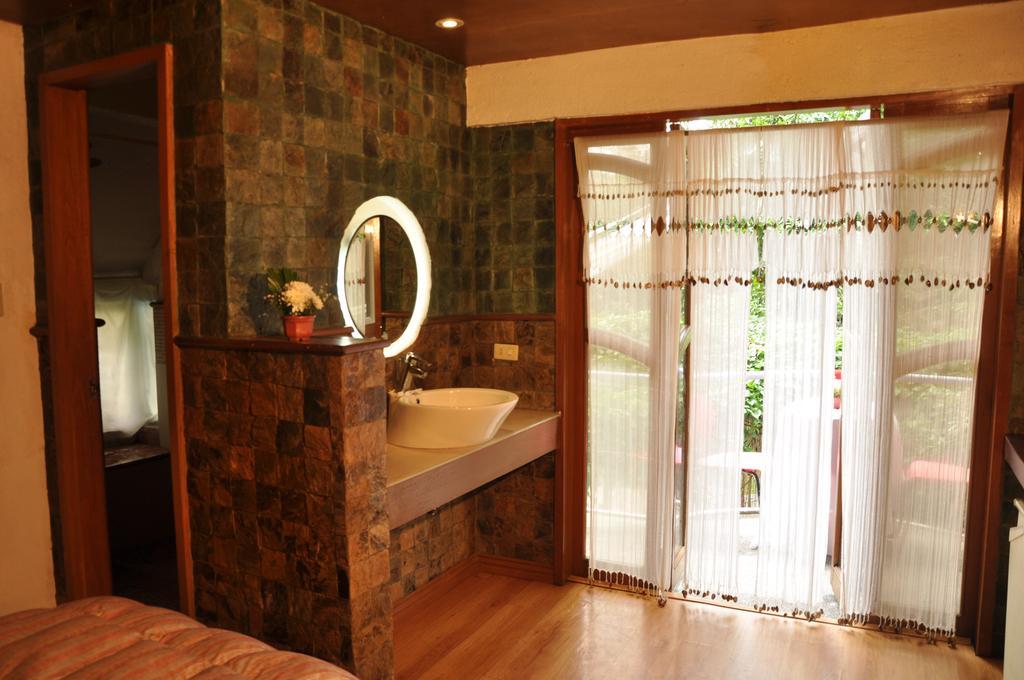 Callospa And Resort Antipolo Exterior foto
